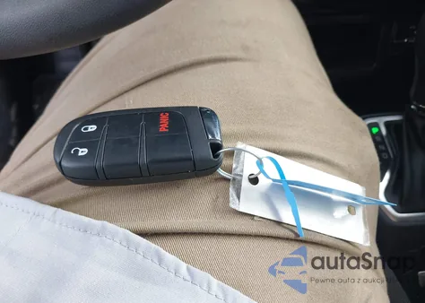 2020 Jeep Renegade Orange Edition Fwd из США, поврежденный, VIN ZACNJABB9LPL80331